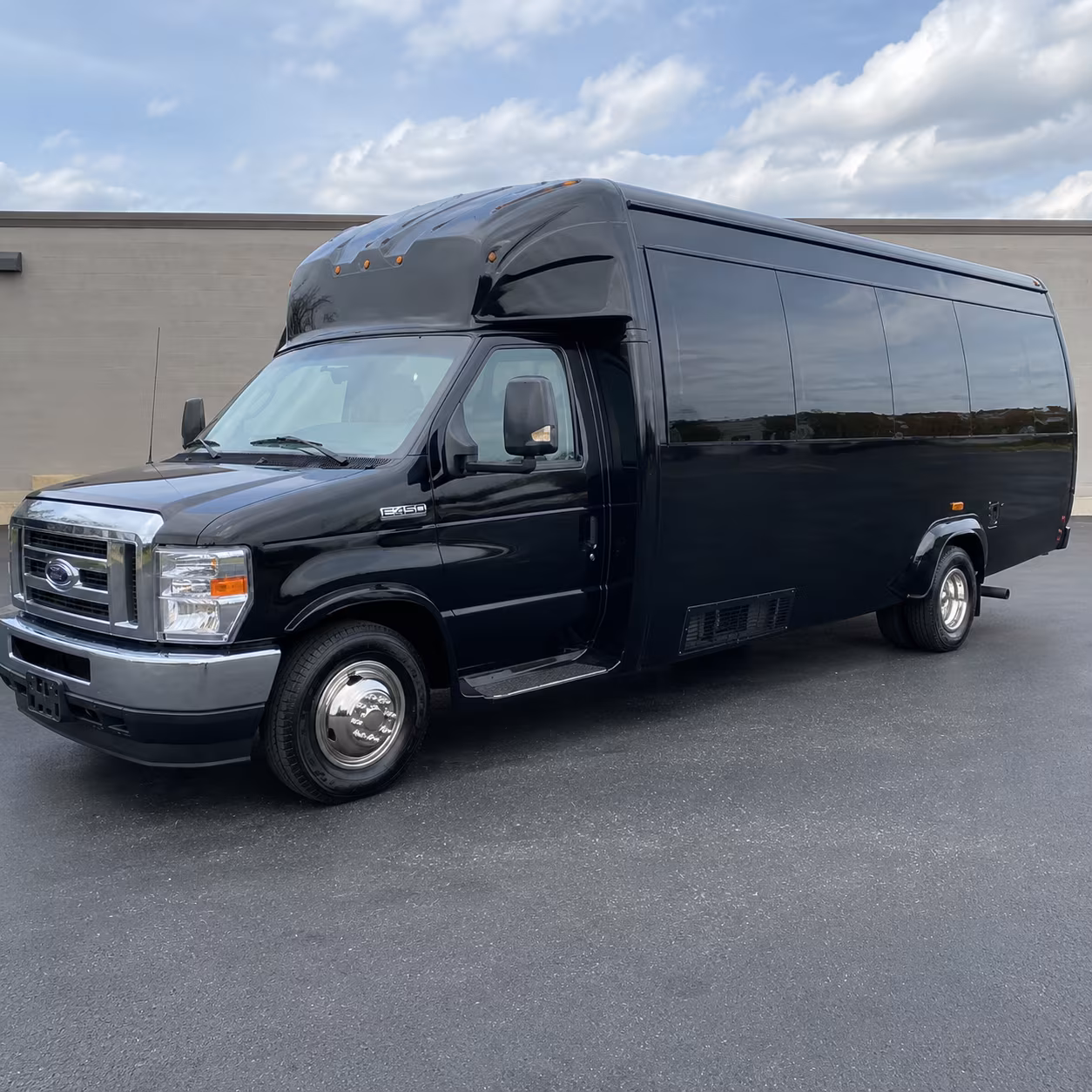 Garden Grove Homecoming & Prom Party Bus Rentals