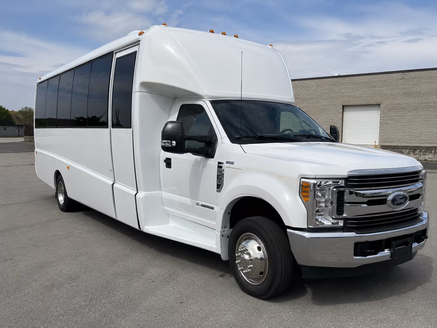Irvine Concert Transportation & Shuttles